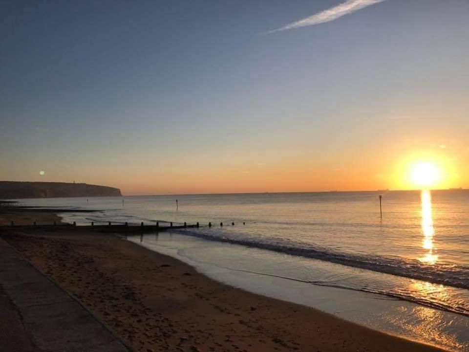 Royal Pier Hotel Sandown Exterior foto